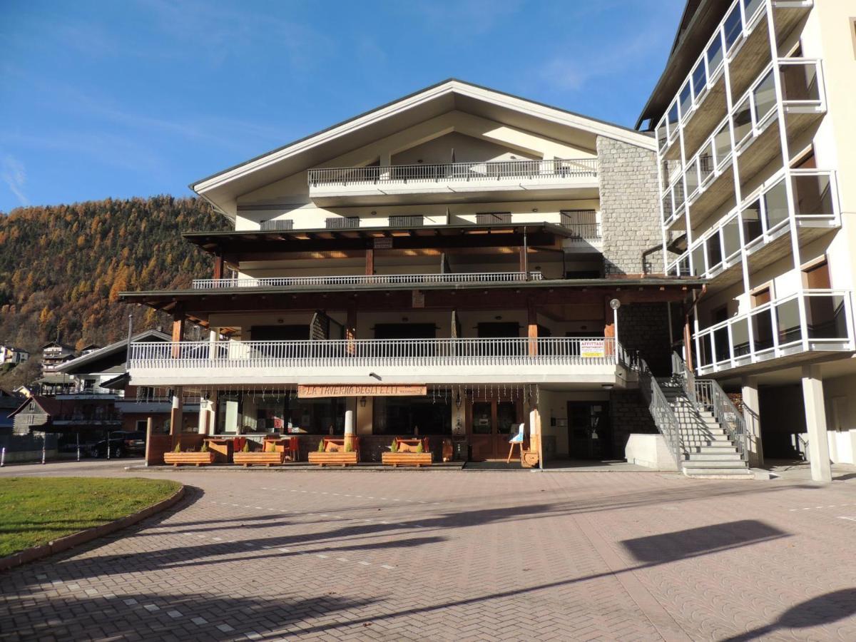 Bertuzzi Luxury Chalet Aprica Exterior photo